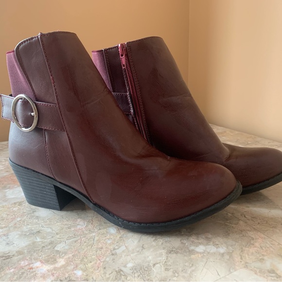 Suzy Shier Ankle Boots - Picture 2 of 4